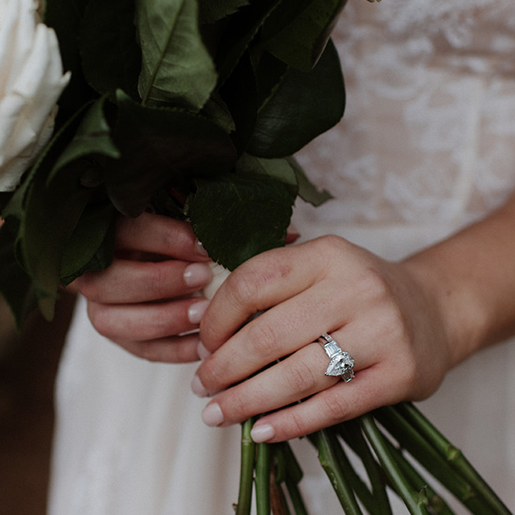 Diamond Engagement Ring | Wollongong & South Coast | Rock Proposals